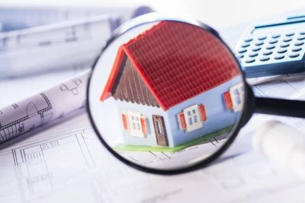 Sổ đỏ, sổ hồng và sổ đất: Phân biệt và lưu ý pháp lý