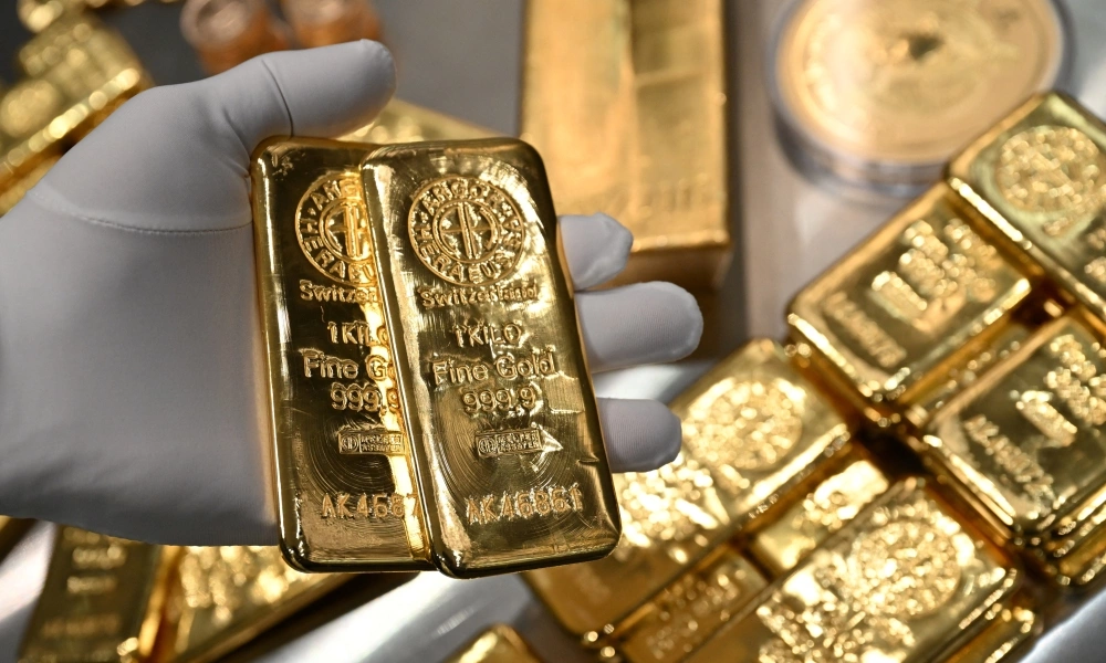 Giá vàng 6/6: SJC lao dốc, thế giới mất gần 140 USD/ounce