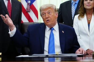 Trump tuyên bố "yêu lạm phát" khi CPI Mỹ tăng cao nhất 3 năm